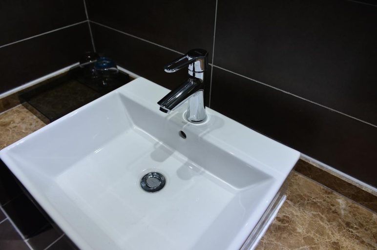 Bathroom, Baiyangdian Ximei Hotel, Baoding