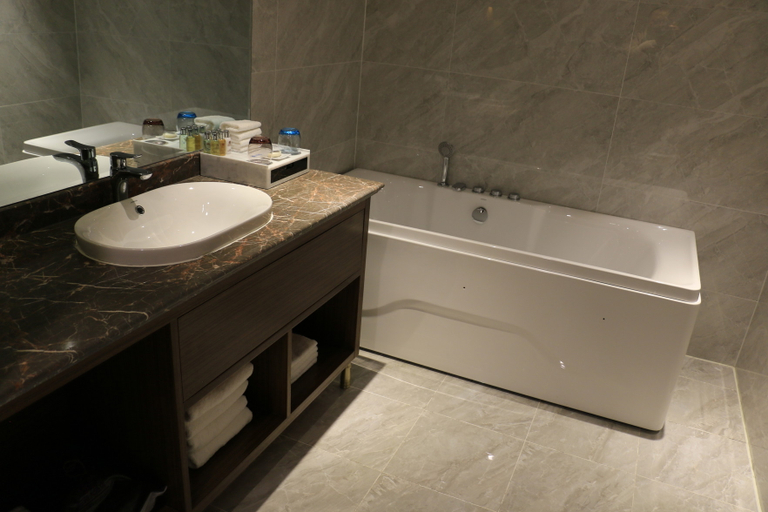Bathroom 3, Sanyang Hotel, Xining