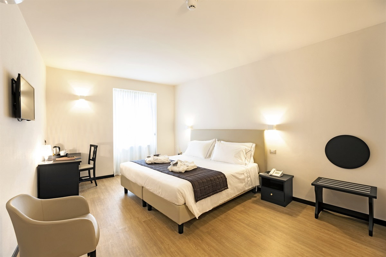 Bedroom 3, Hotel Villa Cipressi, Lecco