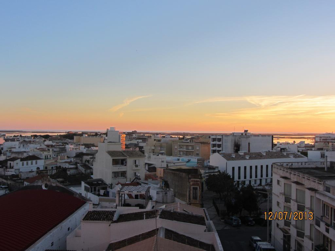 Others 5, Residencial Condado, Faro