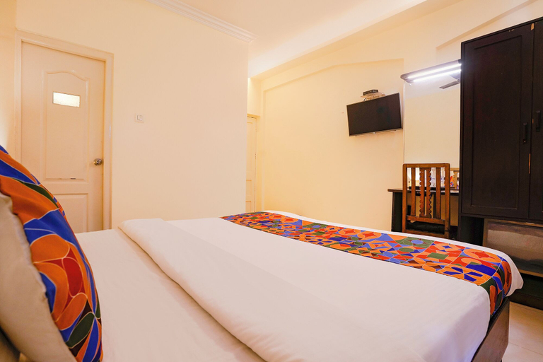Room 5, FabHotel Ria Residency - Nr. Big Daddy Casino Cruise, North Goa