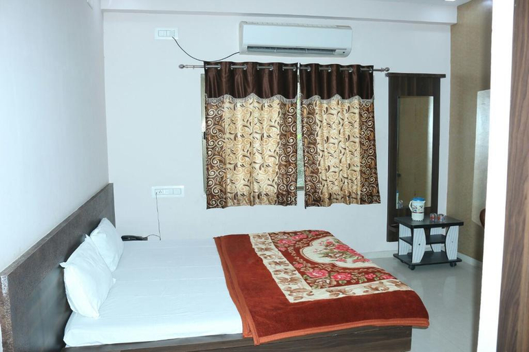 Bedroom 5, Hotel Shreenath - Dwarka, Devbhumi Dwarka