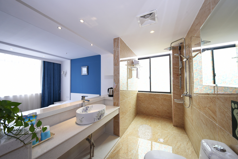 Bathroom 4, Wonder Hotel (Changsha Central South University Metro Station), Changsha