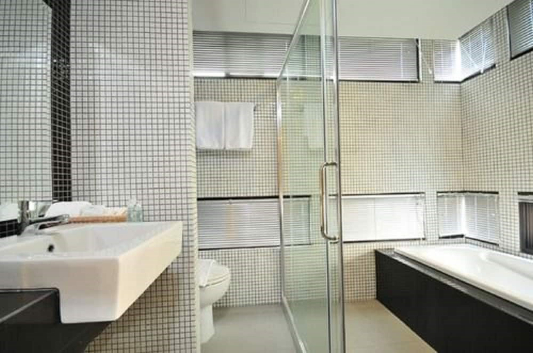 Others 5, OYO 225 Premier Place Hotel, Bang Rak