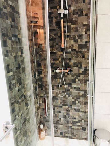Bathroom 3, City Sparrow Apartments, London