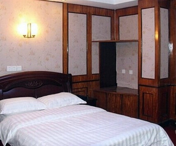 Bedroom 2, Xiongying Hostel, Shanghai