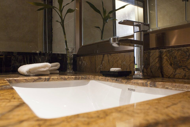 Bathroom 3, Meijun International Hotel, Changsha