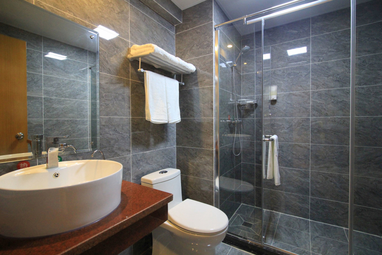 Bathroom 2, サンキュー インホテル(), Yantai