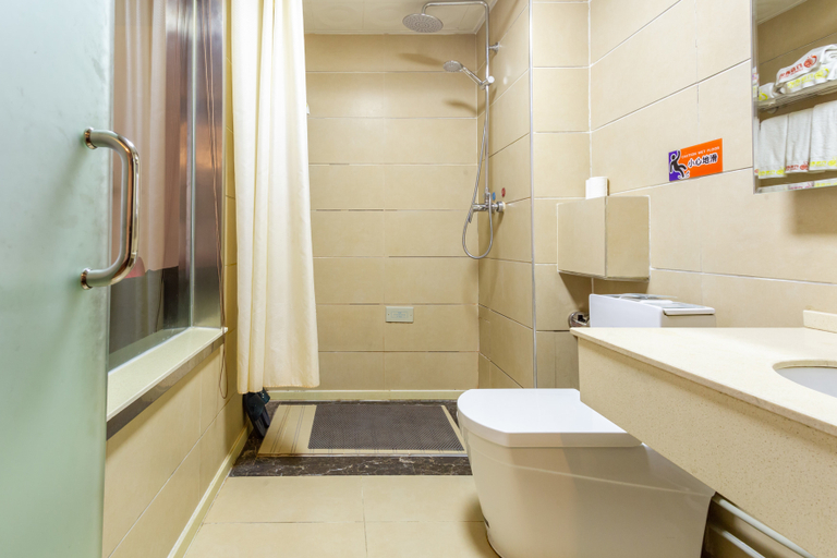 Bathroom 3, Lemon Hotel (Karamay Dushanzi), Karamay
