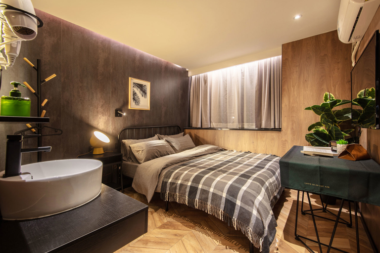 Bedroom 2, Iforest Hostel (The Bund, Nanjing East Road Pedestrian Street), Shanghai