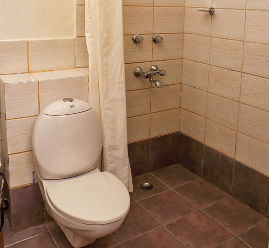 Bathroom 3, Mumukshu Resort, Garhwal