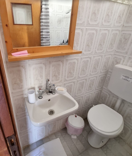 Bathroom 5, Despoina Rooms Potami, Central Greece
