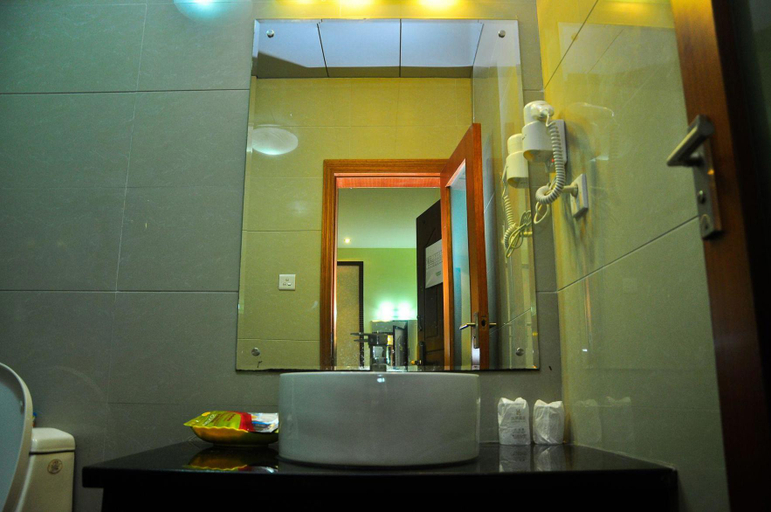 Bathroom 3, Sainan Hotel (Guangzhou Nansha Wanda Plaza), Guangzhou