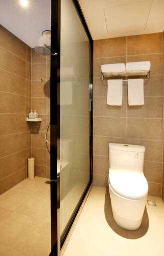 Bathroom 4, Hanting Hotel Changchun Jida Yiyuan, Changchun