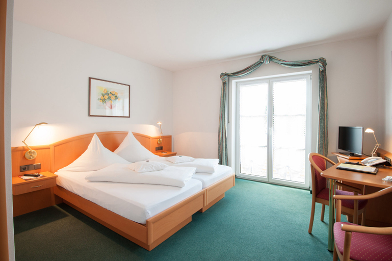 Bedroom 2, Hotel Schwaiger, Ebersberg