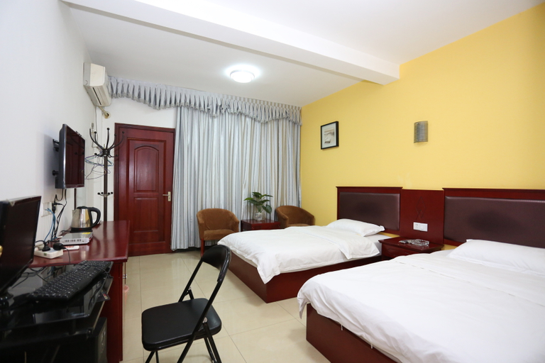 Bedroom 2, Changsha Jinmao Business Hotel, Changsha