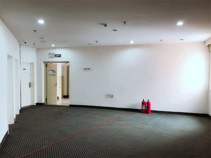 Others 4, Hanting Hotel Dashiqiao Hada Middle Road, Tieling
