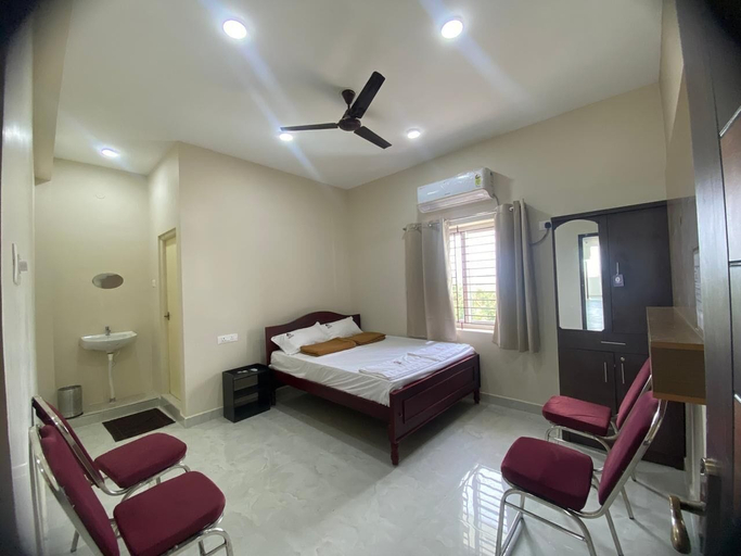 Room 3, CHOZHA PALACE PREMIUM ROOMS AC, Perambalur