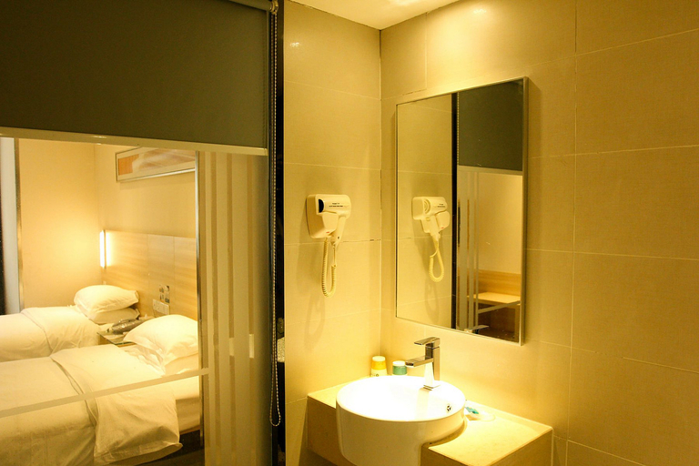 Bathroom 2, City Comfort Inn (Jingmen Nancheng Mingzhu), Jingmen
