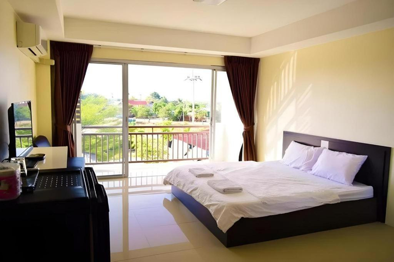 Bedroom 3, Nantharom Hotel and Restaurant, Plaeng Yao