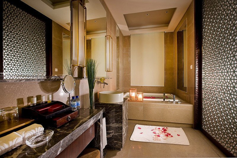 Bathroom, Ming Resort & Spa, Ningbo