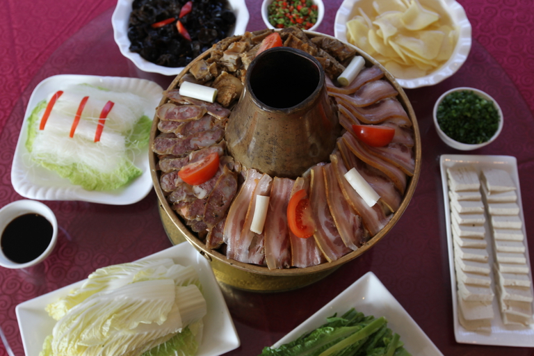 Food & Drinks 3, ホテル, Ngawa Tibetan and Qiang