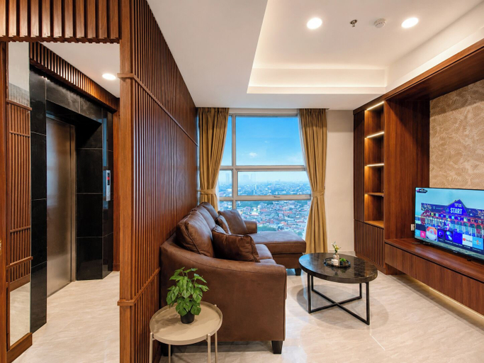 Living room 5, Graceful And Classic 2Br At Apartment The Kencana Residence, Jakarta Selatan
