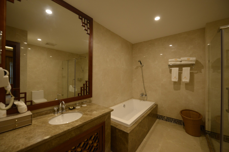 Bathroom 3, ホテル(), Chongqing