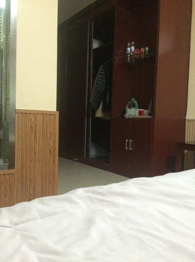 Bedroom 2, Yong'anjun Business Hotel, Weifang