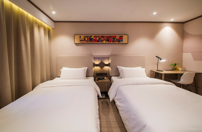 Bedroom, HanTing Hotel (Cangzhou Huanghua Port Shipping Center), Cangzhou