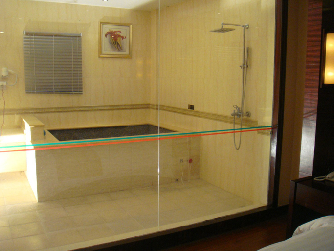 Bathroom 2, Jinyuan Hot Spring Hotel Guangzhou, Guangzhou
