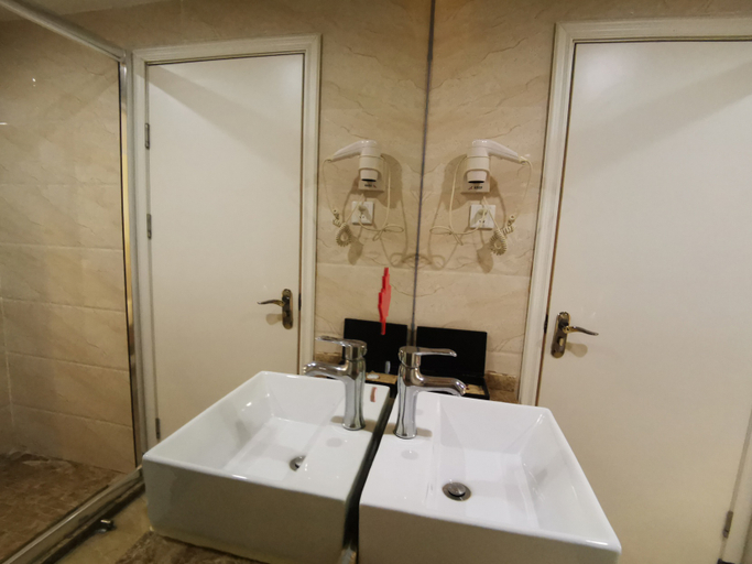 Bathroom 3, ホテル(), Huizhou