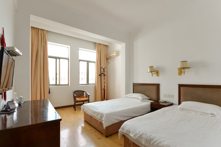 Bedroom 2, Taizhou Jiujiu Hotel, Taizhou