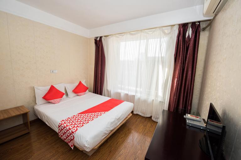 Bedroom 2, XingHe Hotel, Changchun