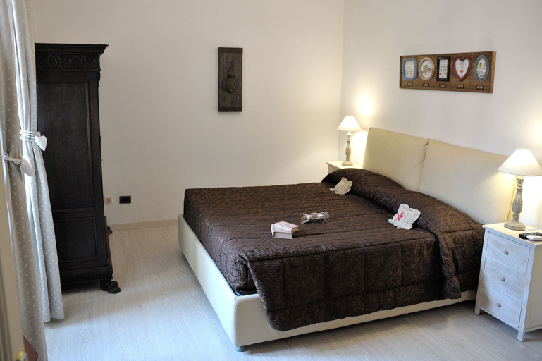 Bedroom 4, Aquarius Inn, Rome