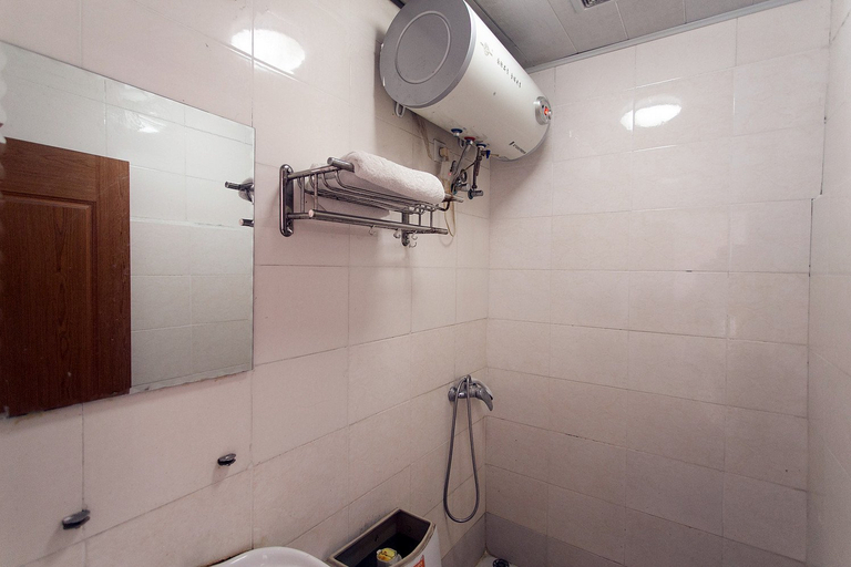 Bathroom 2, Aqingsao Business Hotel, Suzhou