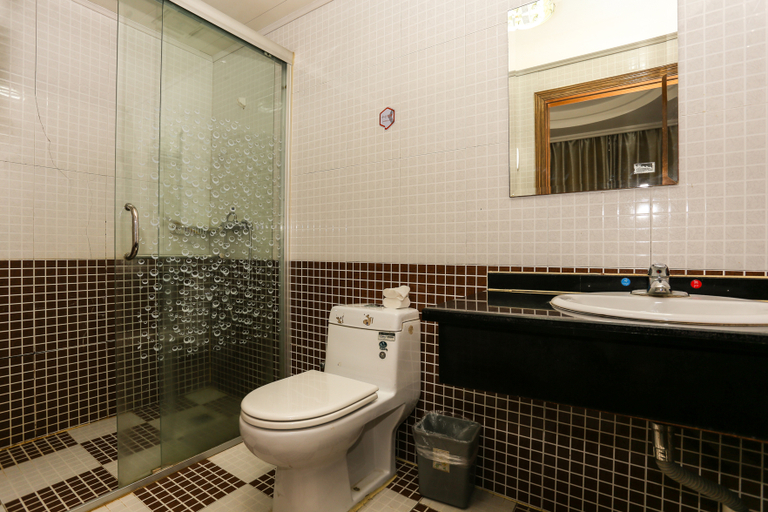 Bathroom 2, Pod Select Hotel (Suzhou Shantang Street Shilu Subway Station), Suzhou