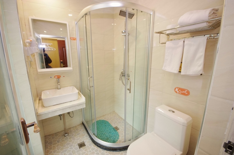 Bathroom 3, Pod Inn Suining Shehong Renmin Street, Suining