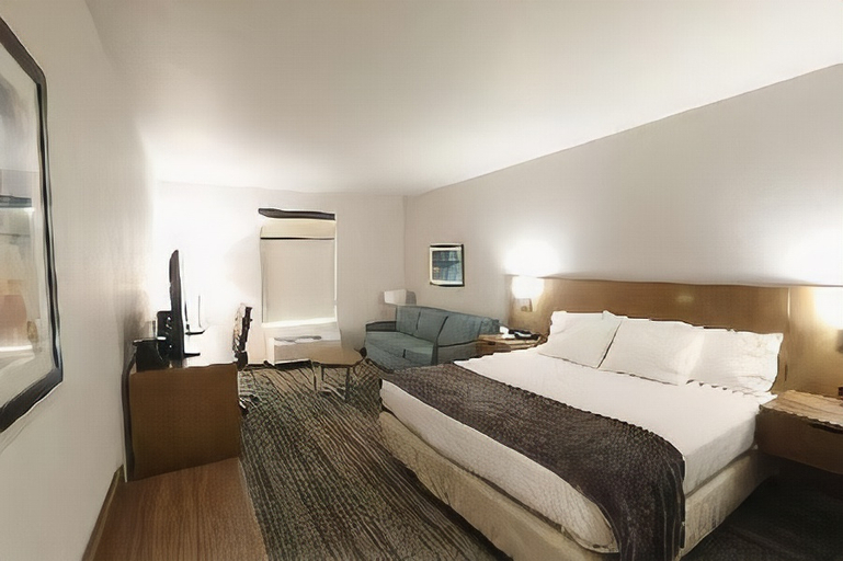 Bedroom 3, Best Western Green Oak Inn & Suites, Wilson
