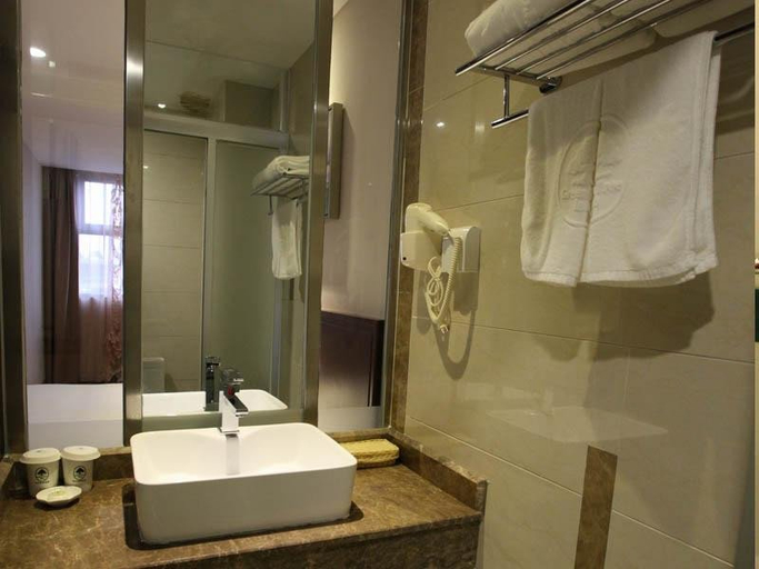 Bathroom 5, GreenTree Inn, Nanning
