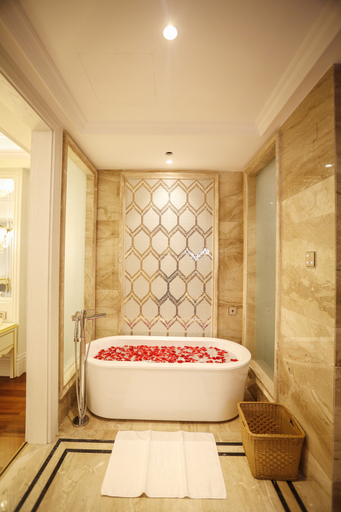 Bathroom 4, Yihao Castle Wyndham Grand, Kunming