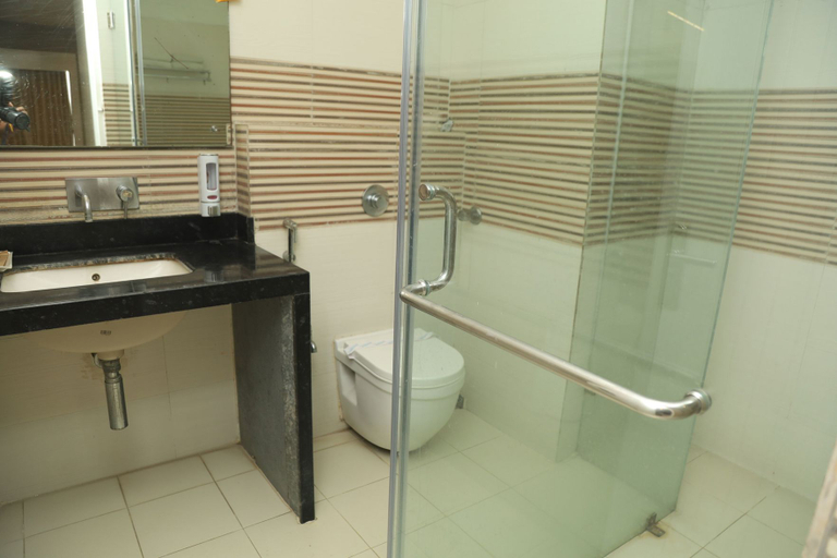 Bathroom 3, Geetanjali International, Deoghar