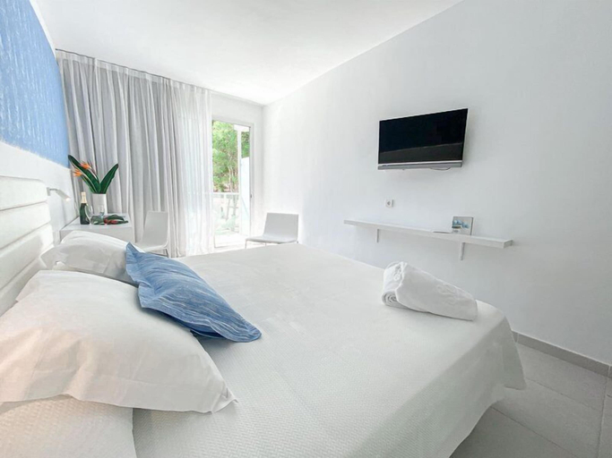 Bedroom 3, Reverence Life Hotel - Adults Only, Baleares