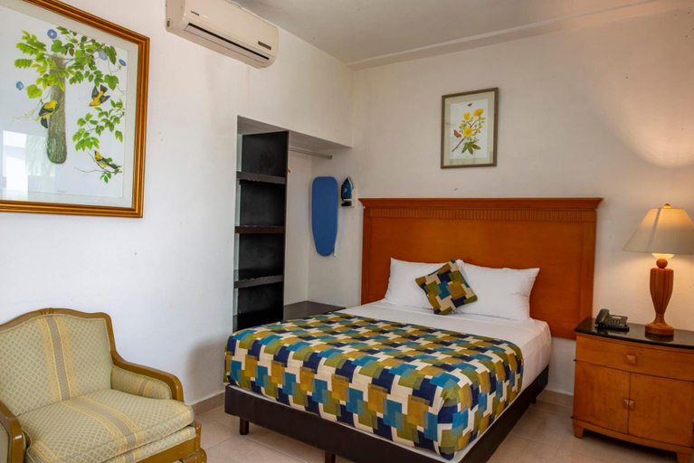 Bedroom 3, Hotel Embajadores by Kavia, Mérida