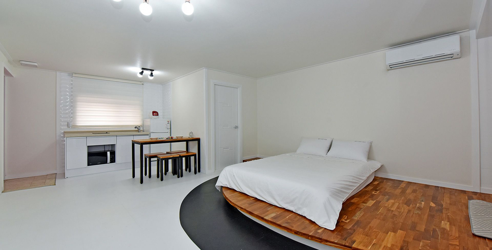 Bedroom 4, Gyeongju Blue 365 Pension, Gyeongju