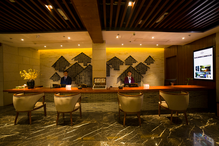 Food & Drinks 2, Crystal Pudi Hotel (Jingdezhen Ceramics University Huangyao Scenic Area Branch), Jingdezhen