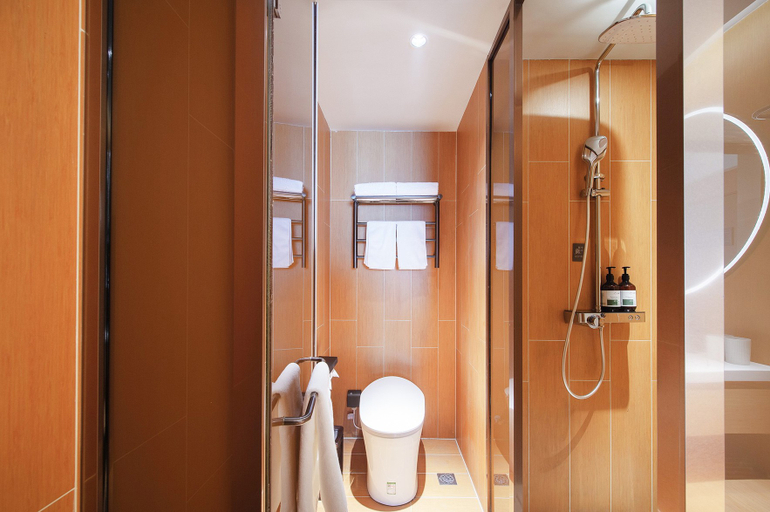 Bathroom 4, Ji Hotel Harbin West Railway Station, Harbin