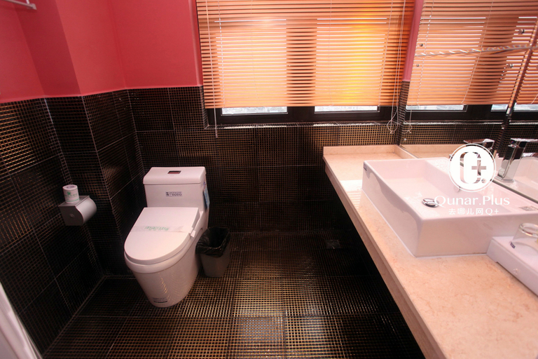Bathroom 2, Mousse Hotel, Chengdu