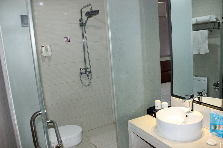 Bathroom 3, Yading Hotel (Yicheng Xiangsha Avenue), Xiangfan