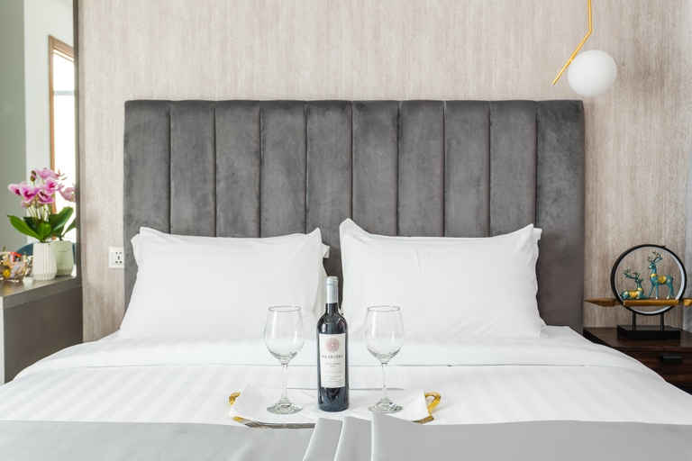 Bedroom 3, Sky Tree Hotel by New World Hospitality, Ruessei Kaev